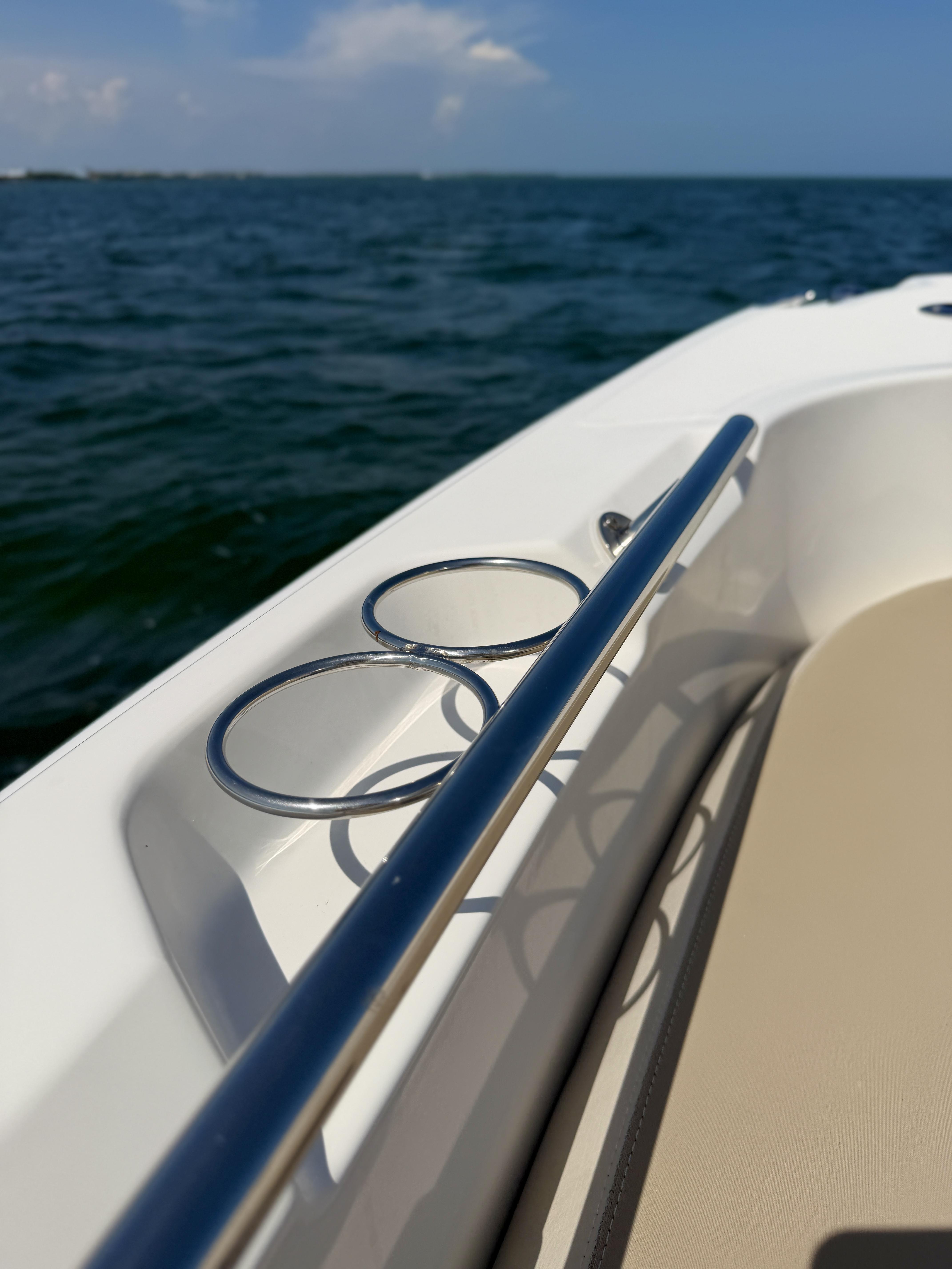 2017 Boston Whaler 270 Dauntless