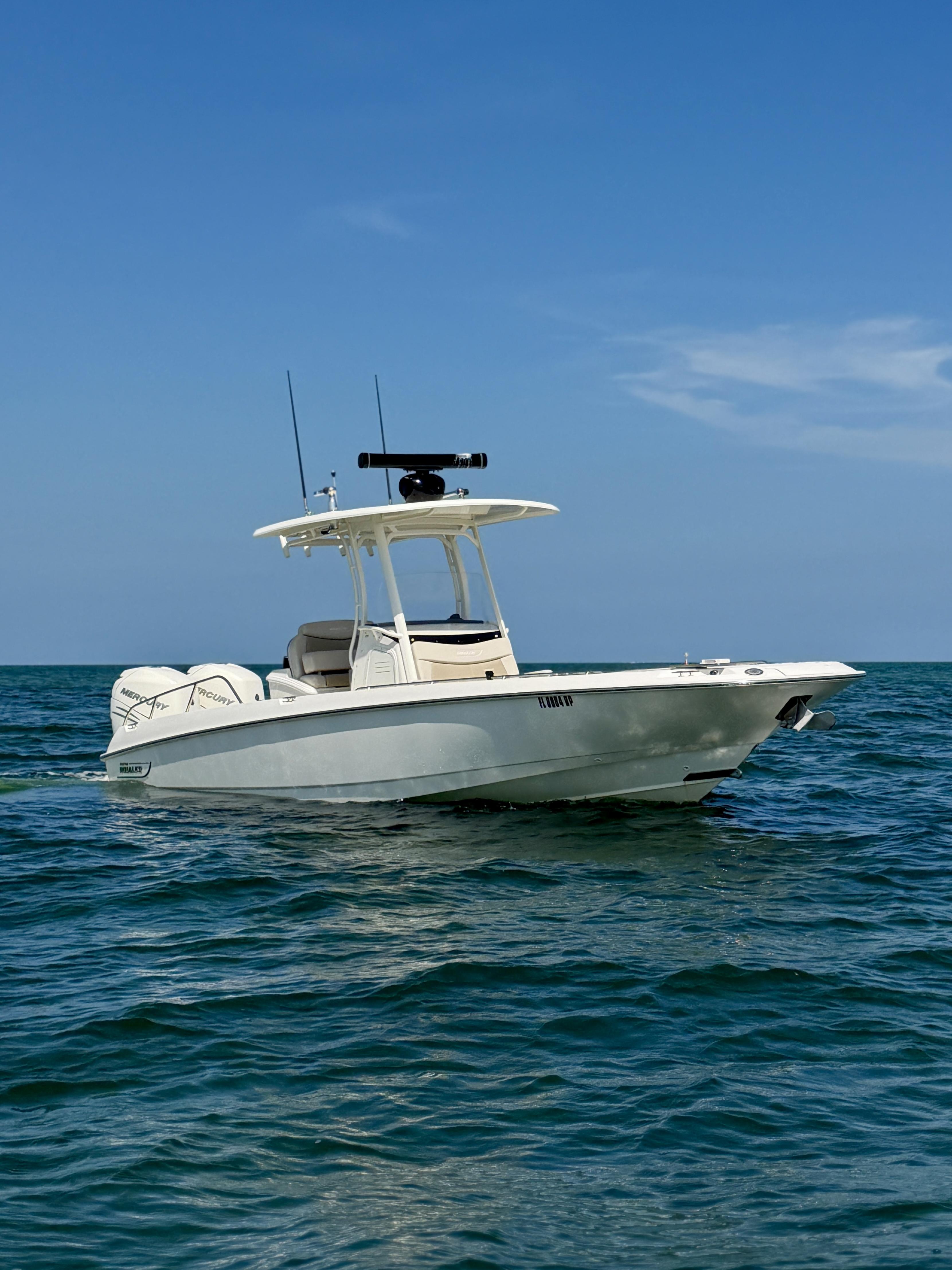 2017 Boston Whaler 270 Dauntless