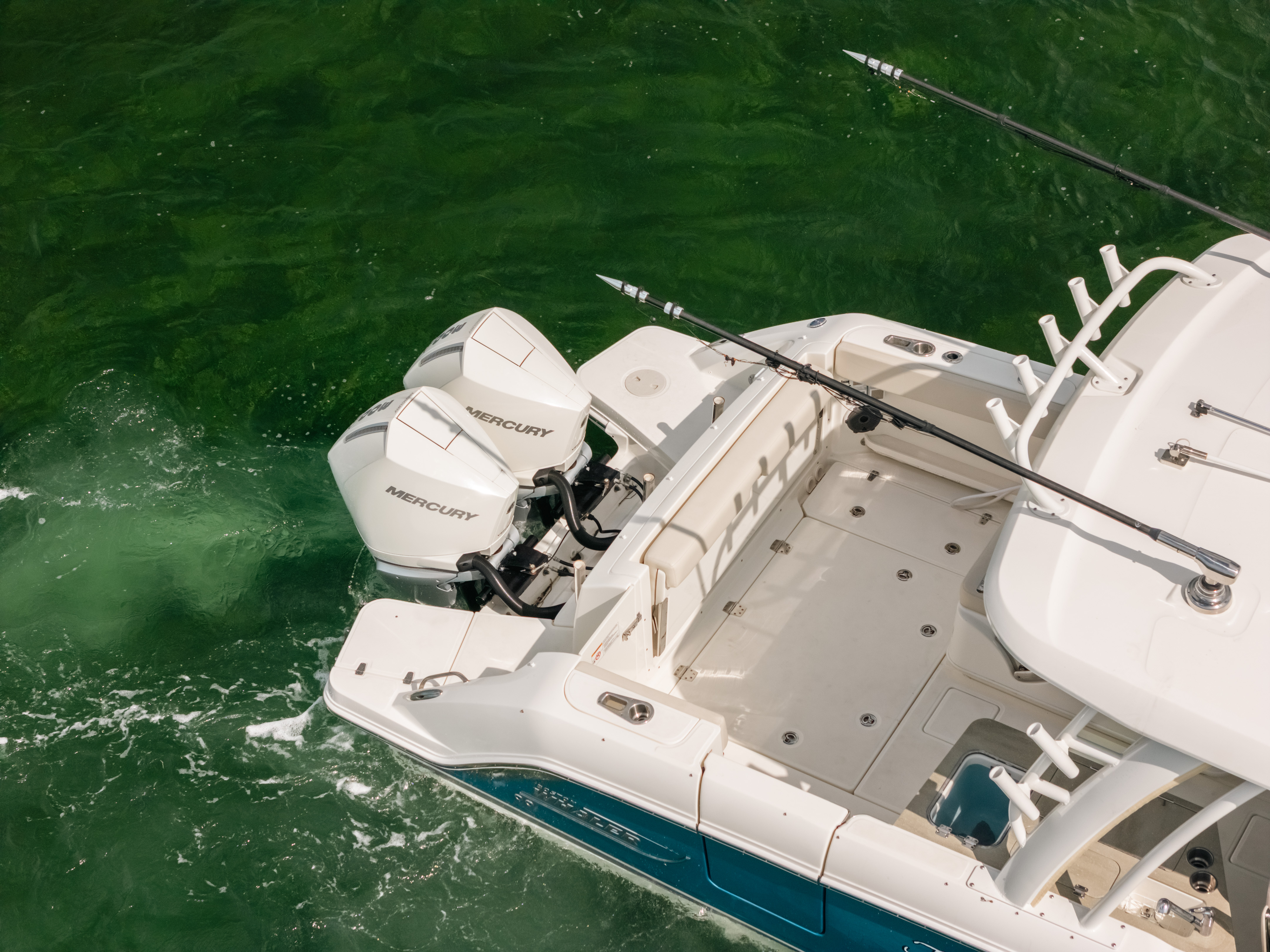 2024 Boston Whaler 320 Vantage
