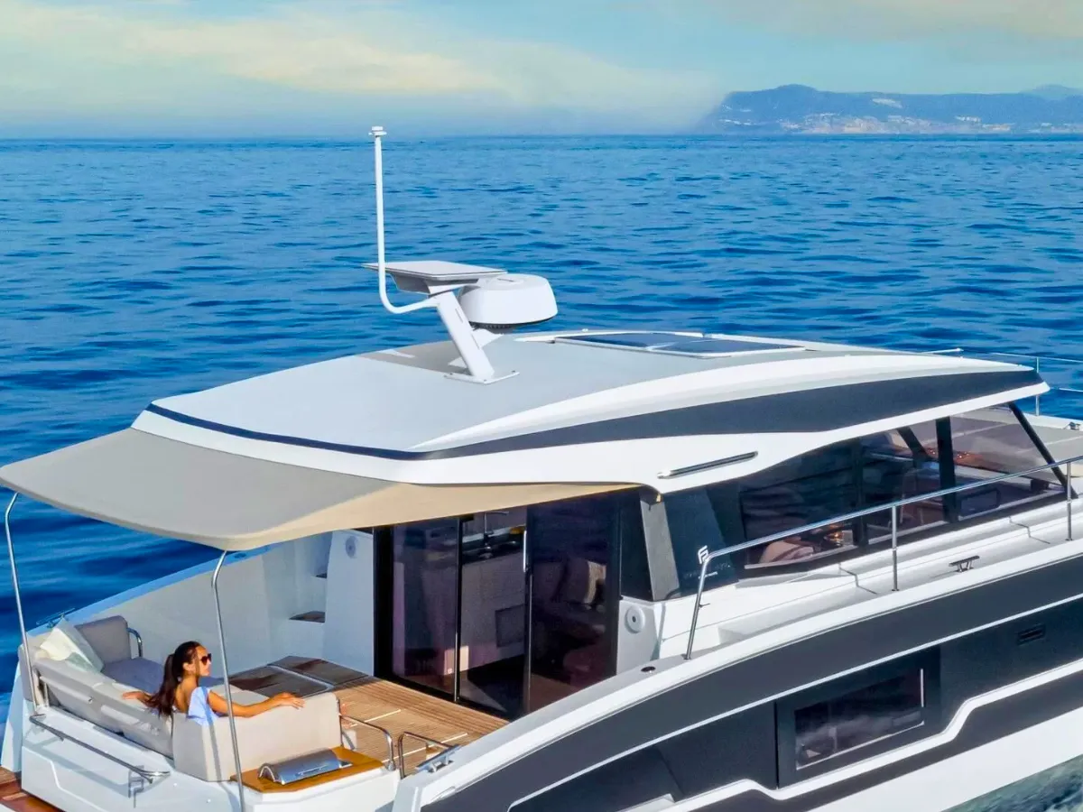 BTH Marine sells and installs Starlink in Key Largo. Here is what you need to know before you buy.