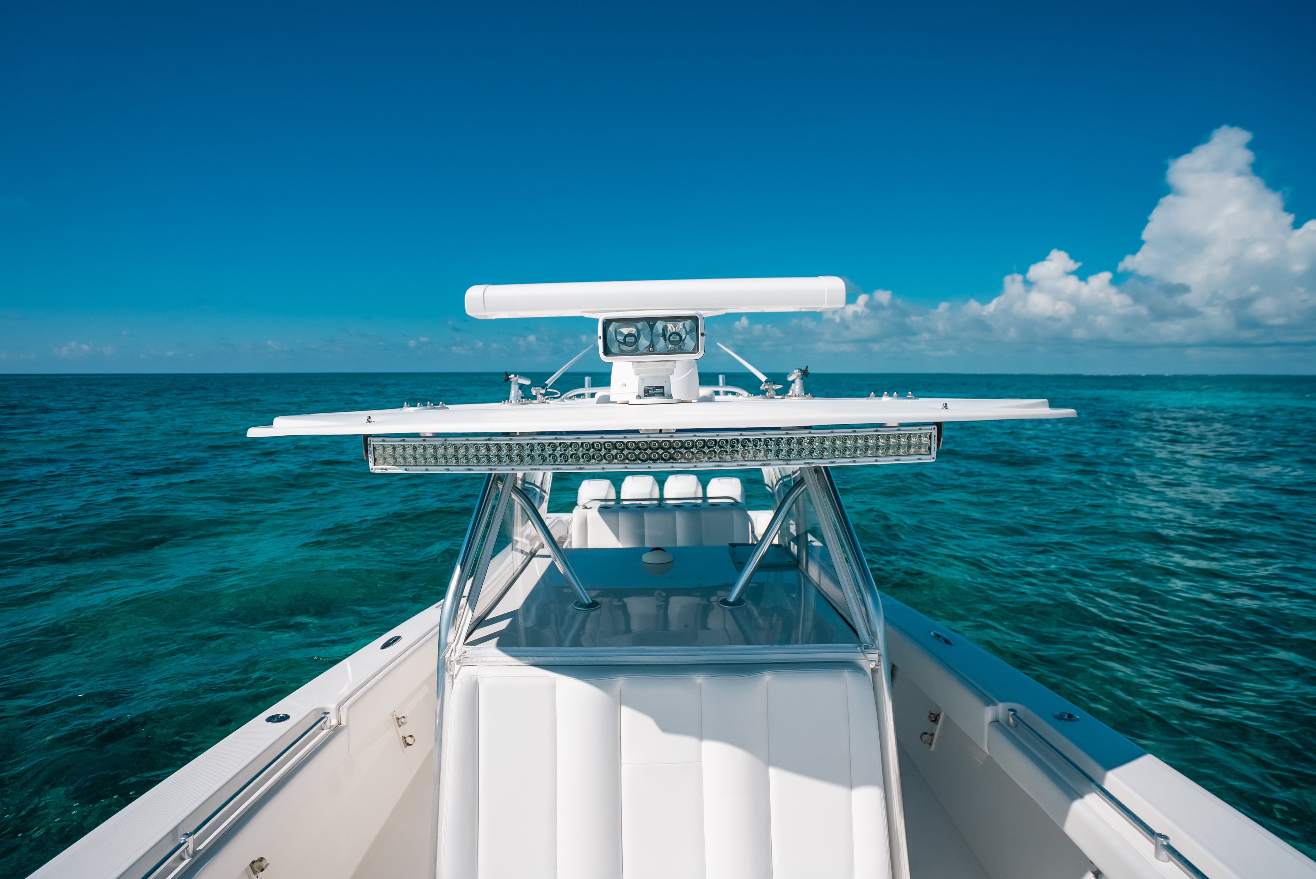 2013 Invincible 42 