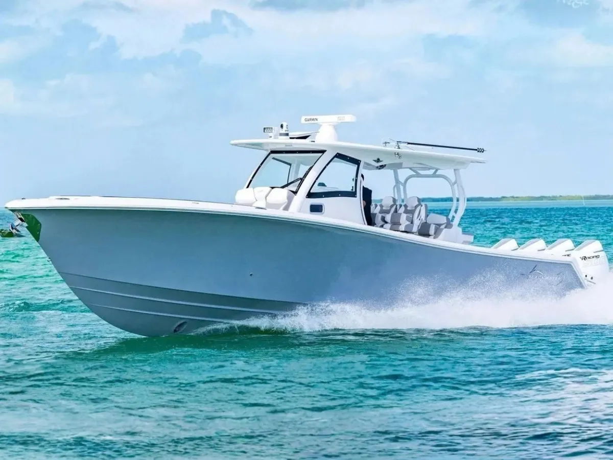 Blackwater 43 Luxury Fish