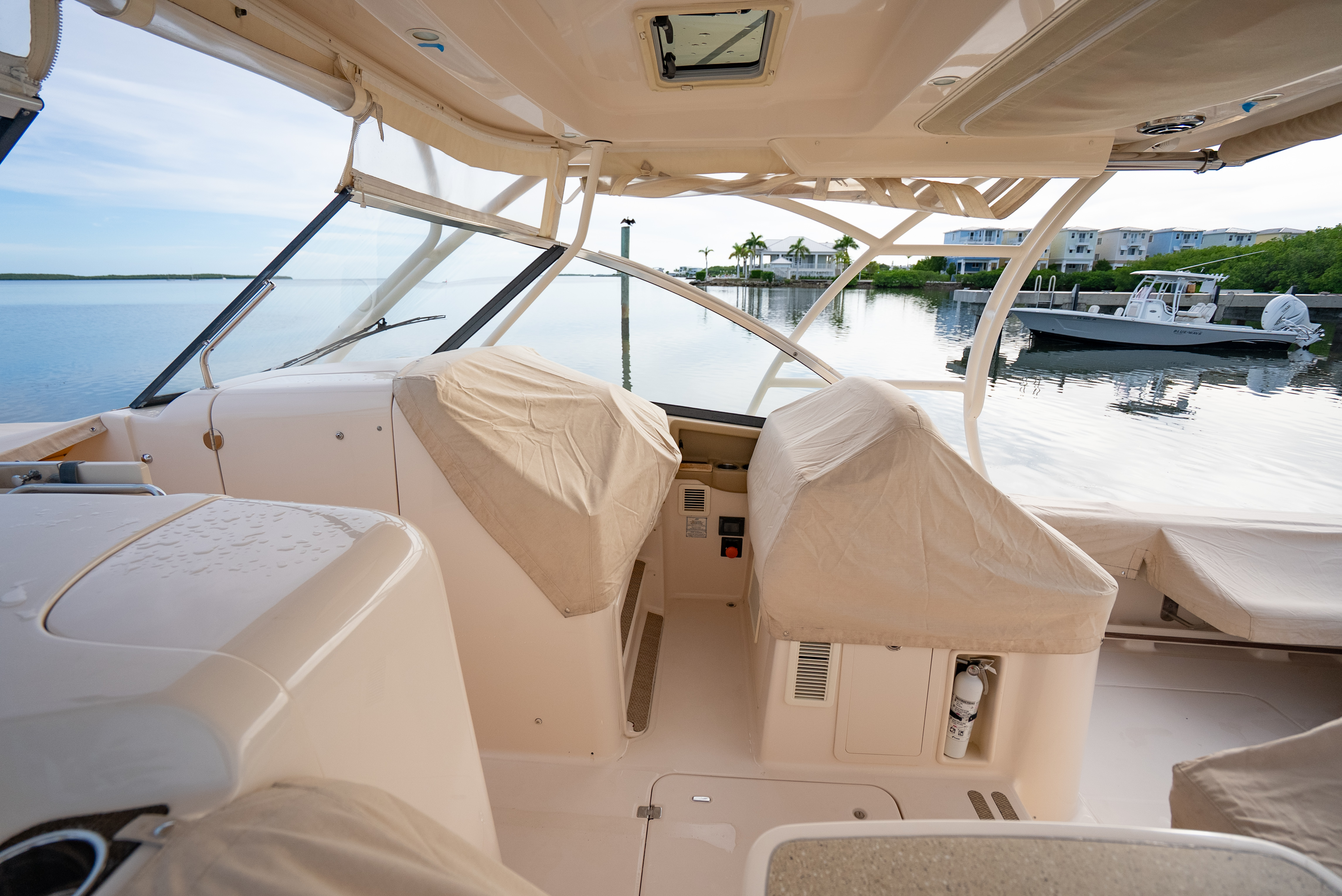 2015 Grady White Freedom 335