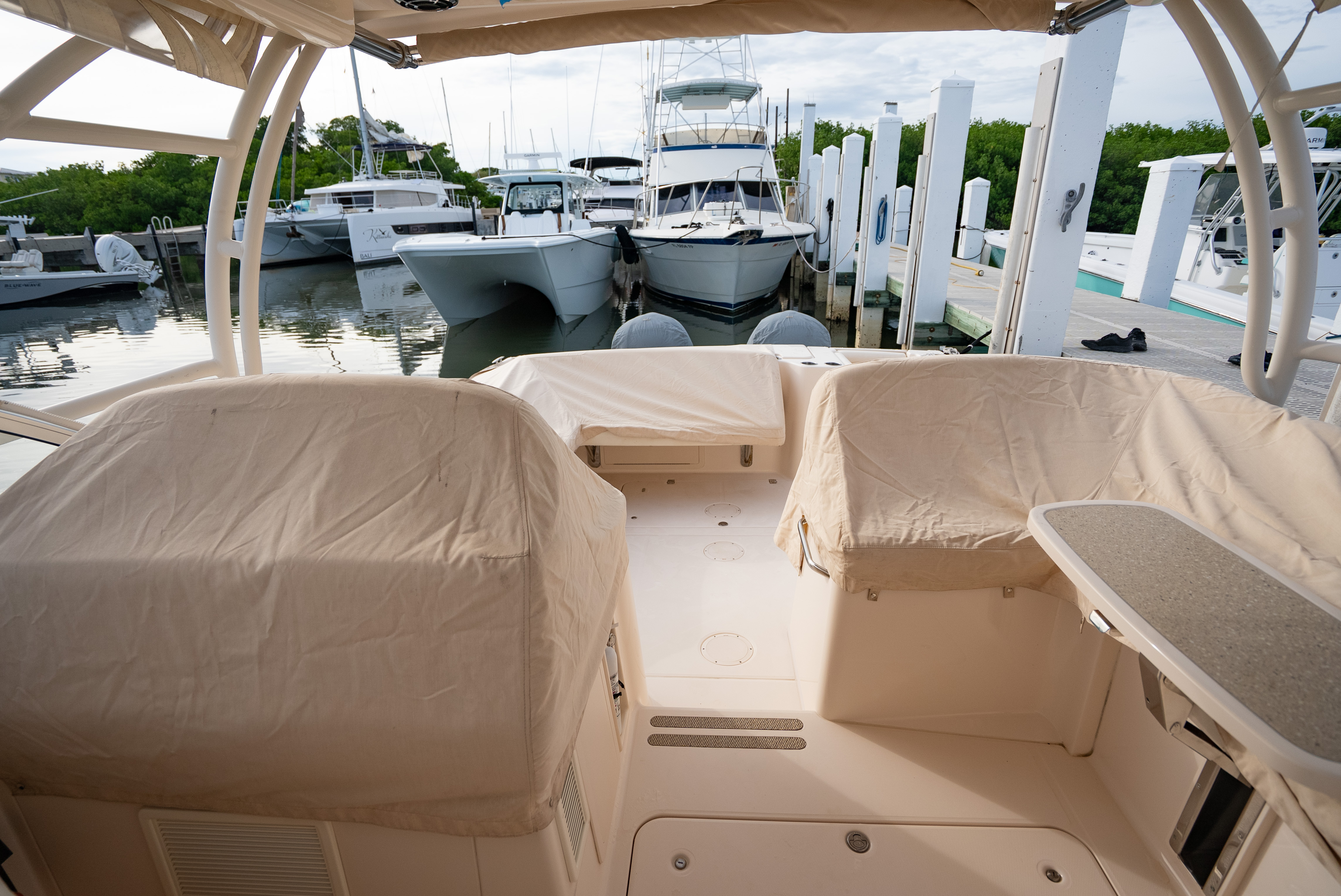 2015 Grady White Freedom 335