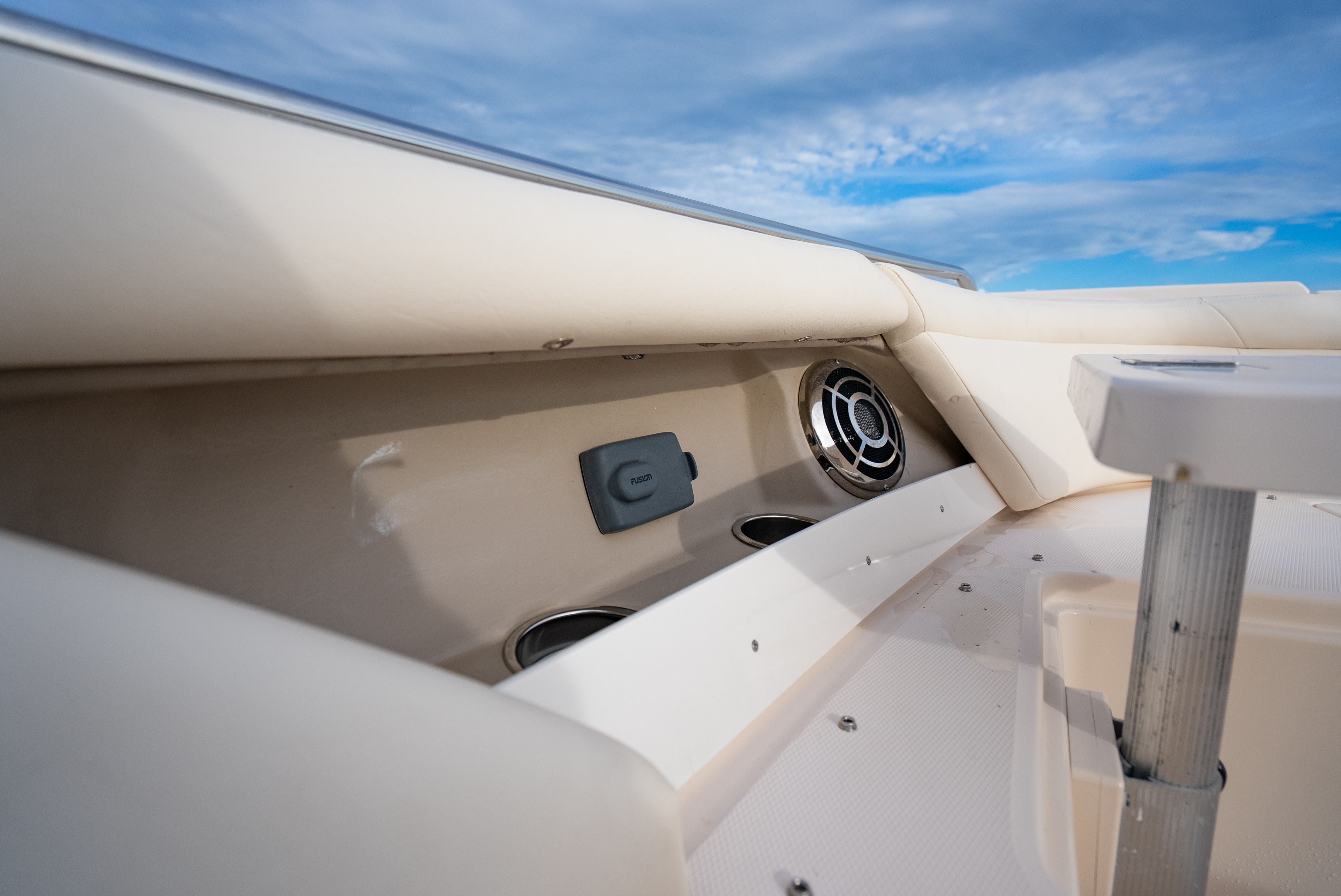 2015 Grady White Freedom 335