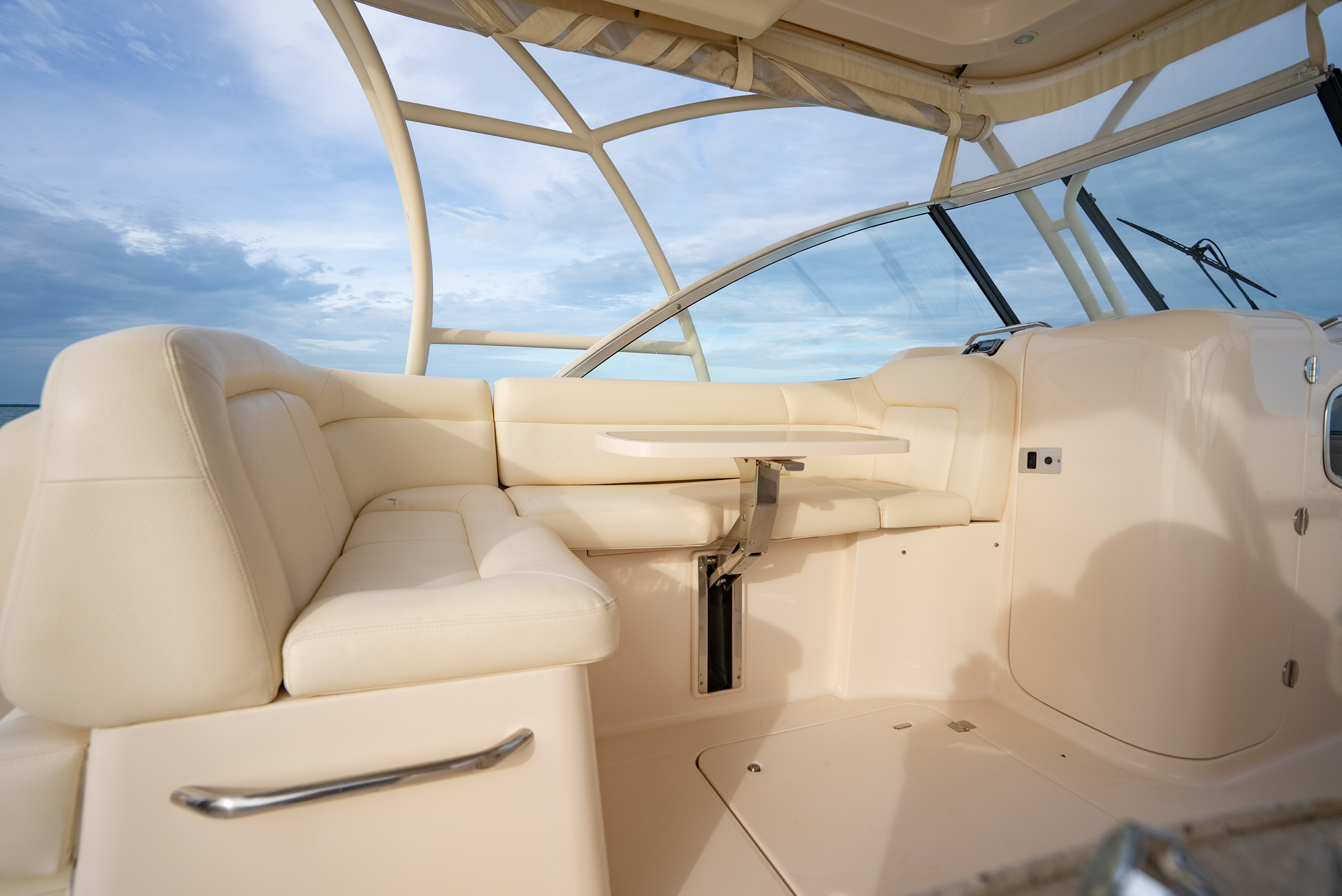 2015 Grady White Freedom 335