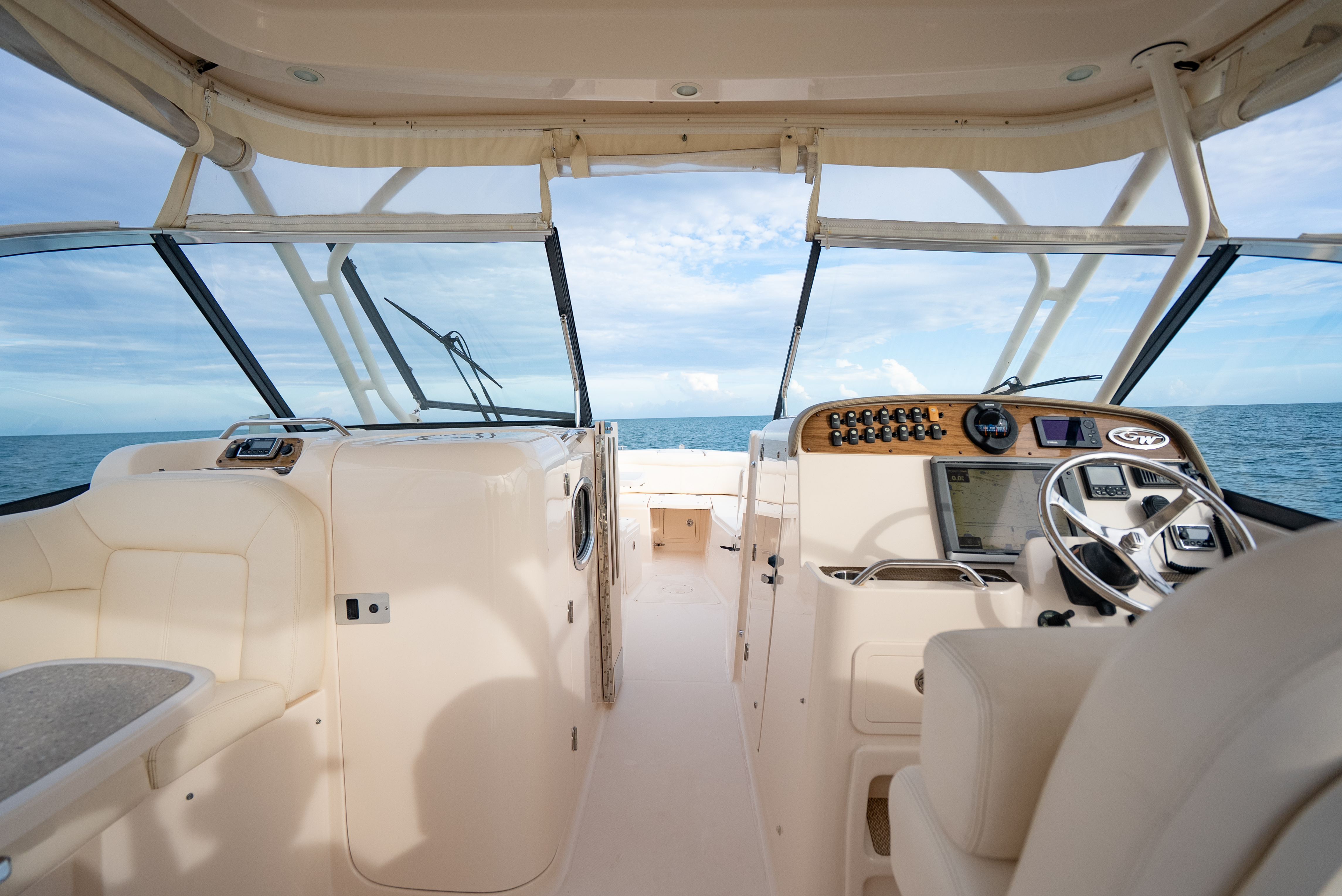 2015 Grady White Freedom 335