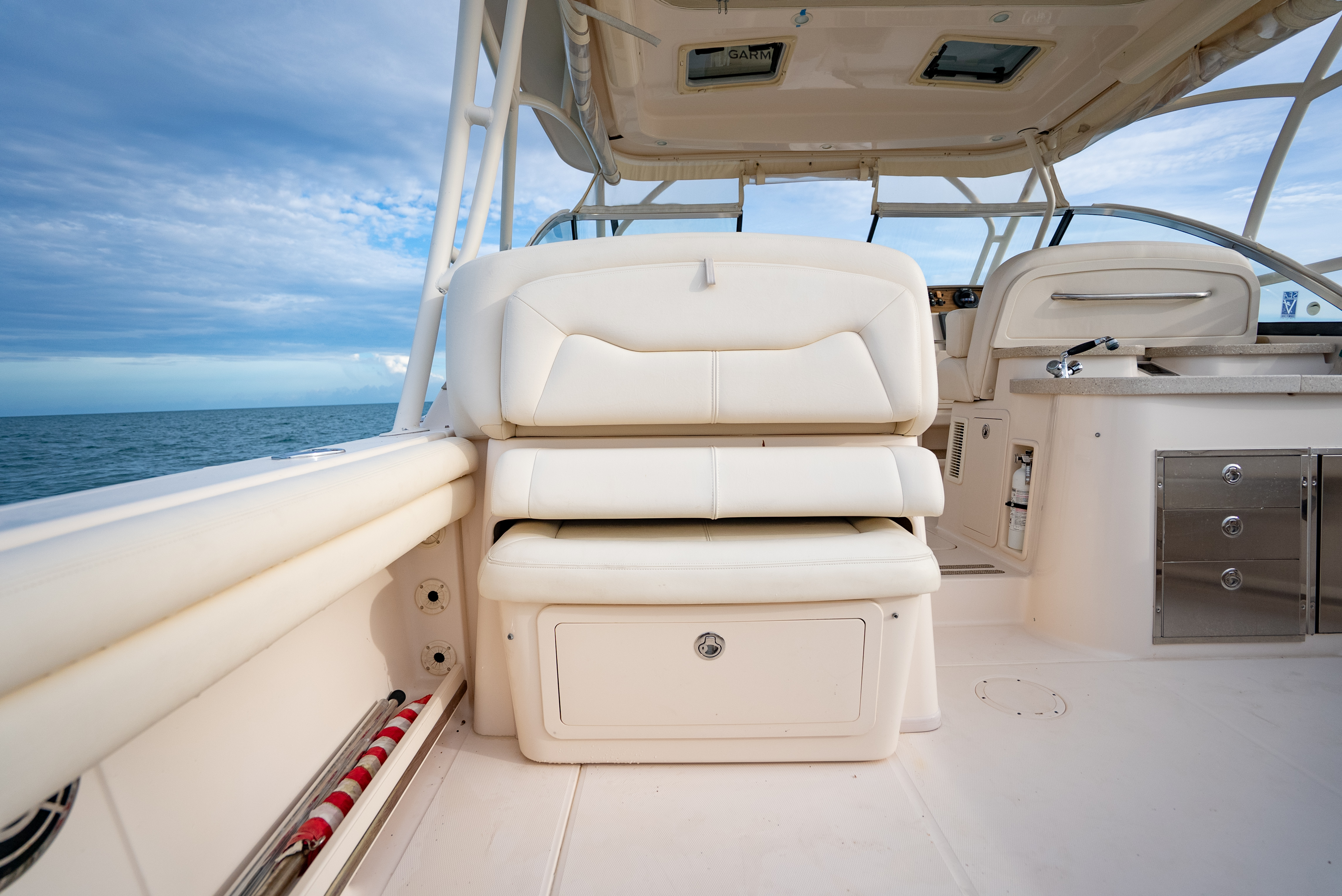 2015 Grady White Freedom 335