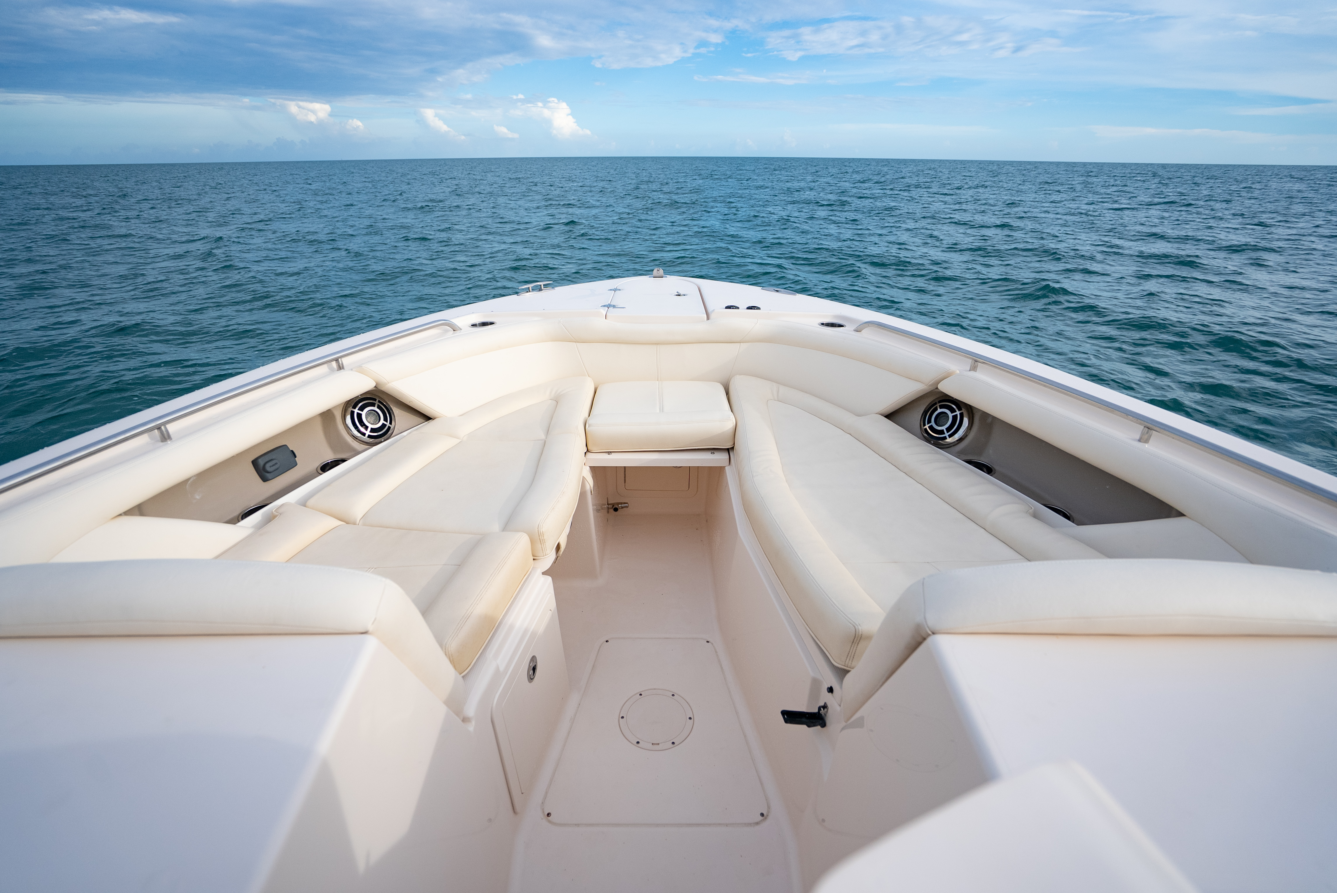 2015 Grady White Freedom 335