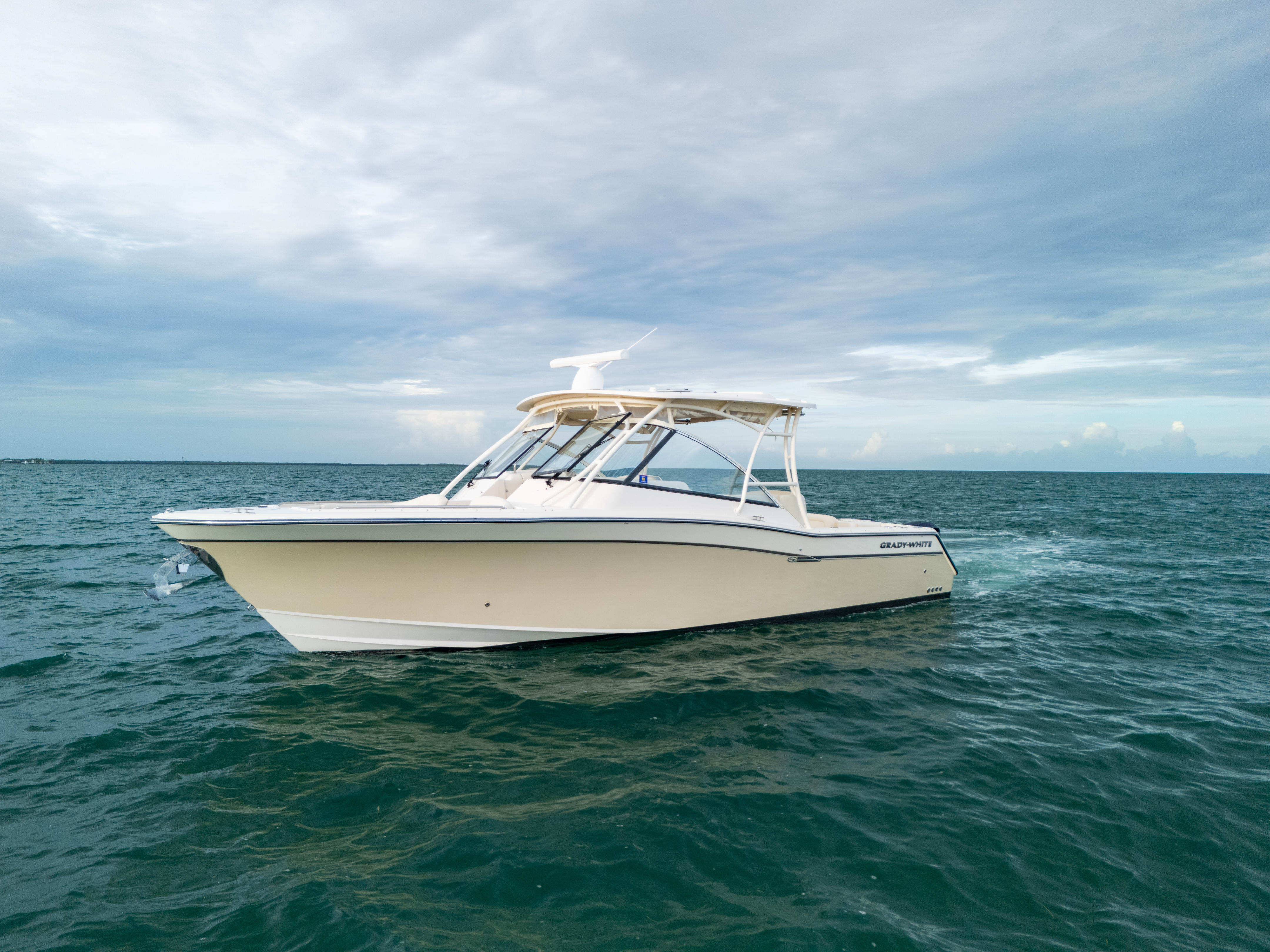2015 Grady White Freedom 335