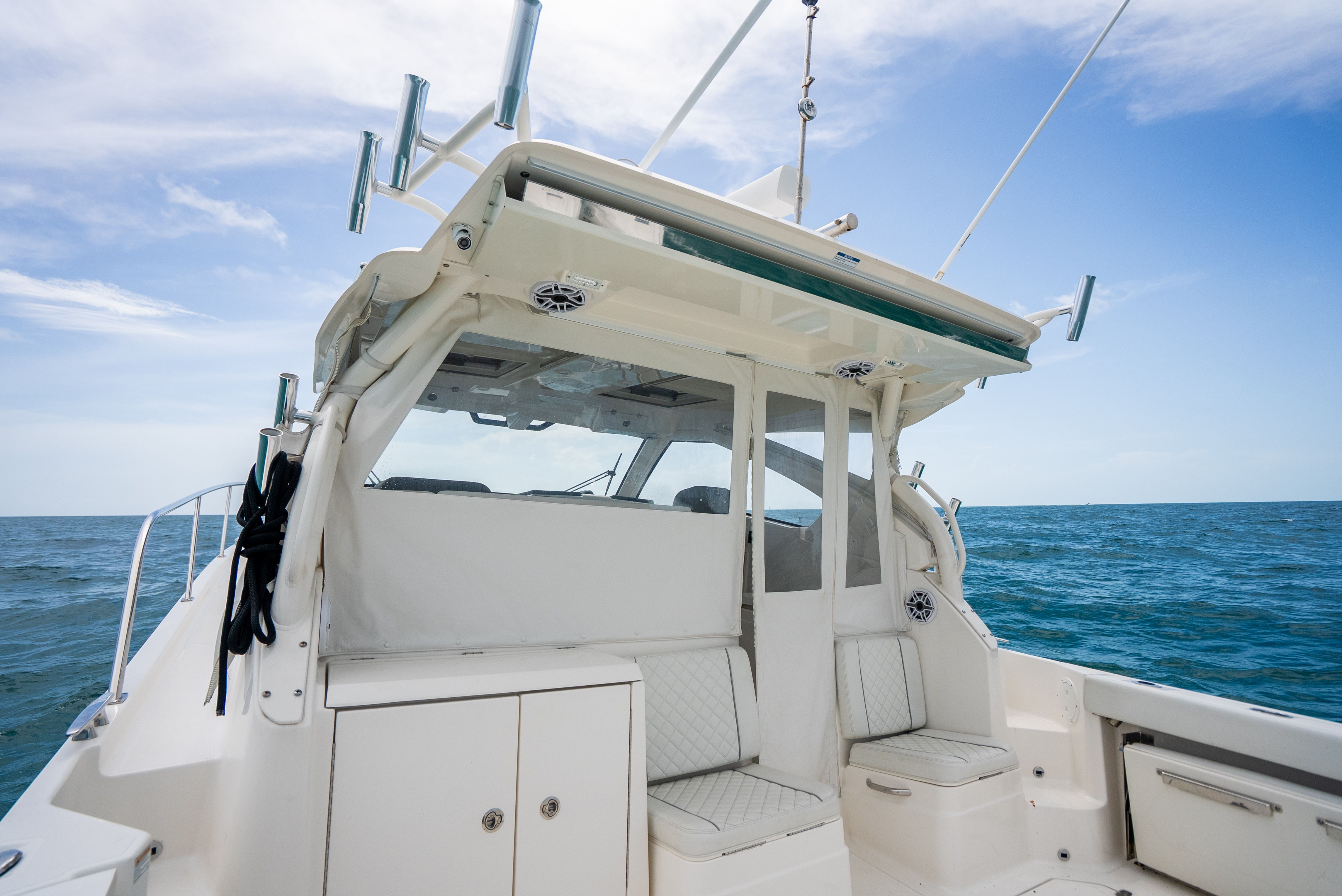 2025 Pursuit OS 405 Offshore