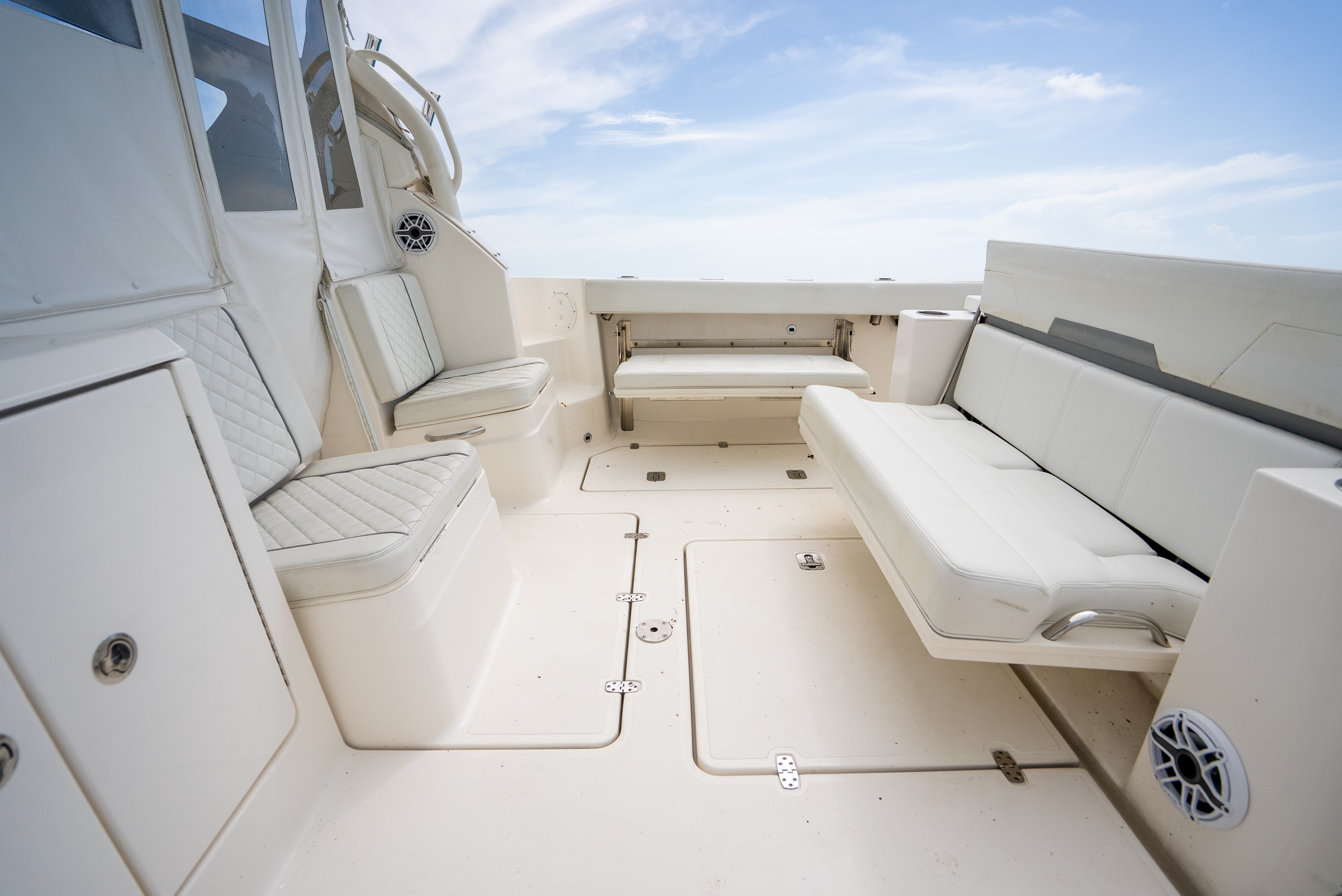 2025 Pursuit OS 405 Offshore