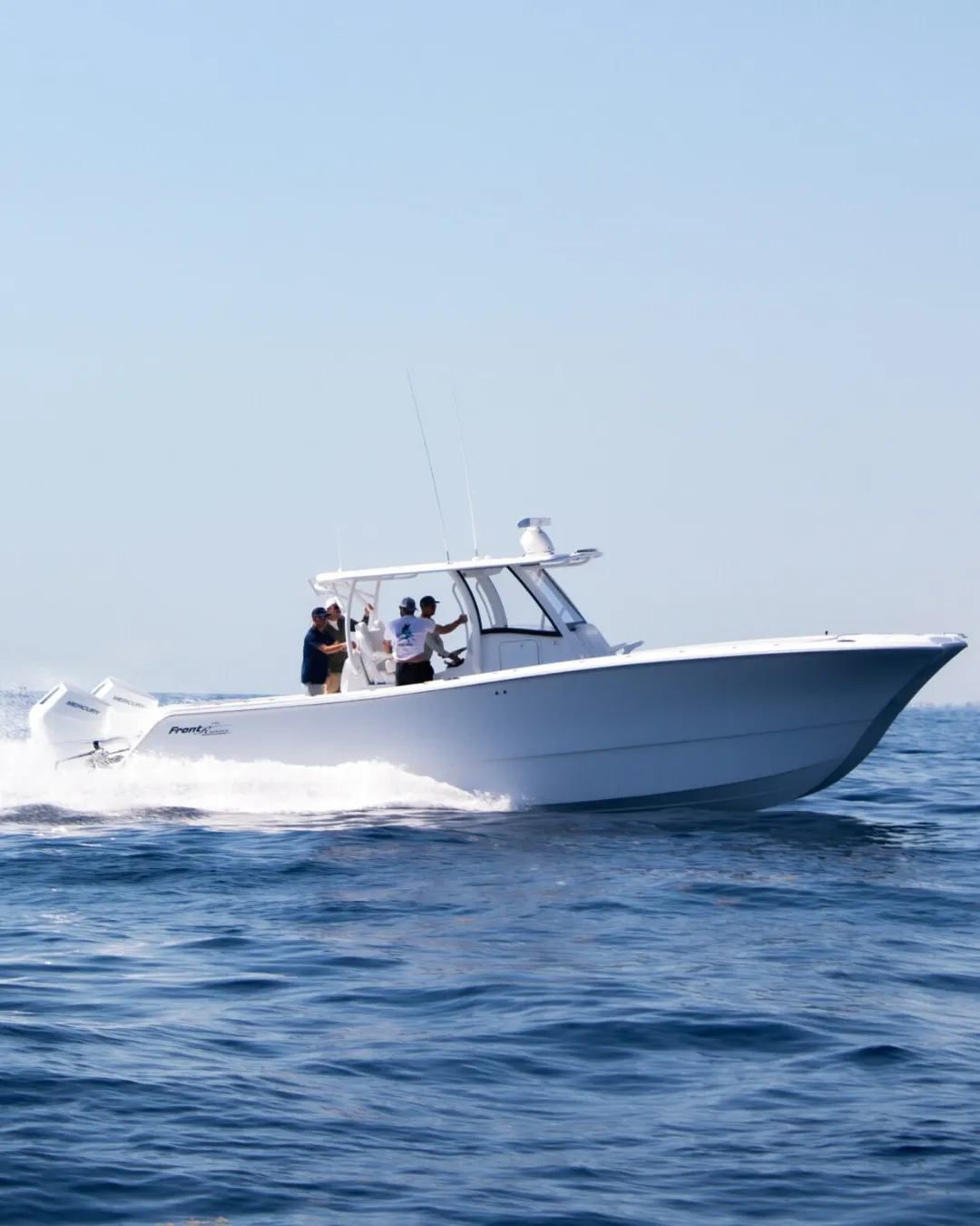 Front Runner 35 Catamaran