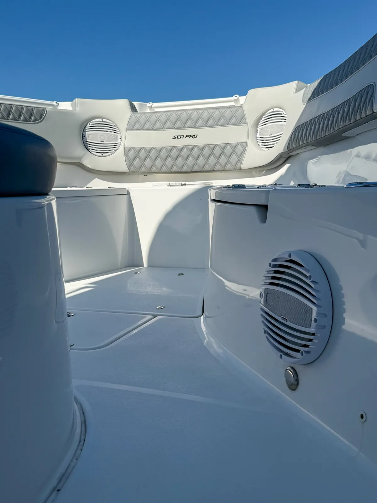 2023 Sea Pro 320 DLX Offshore 