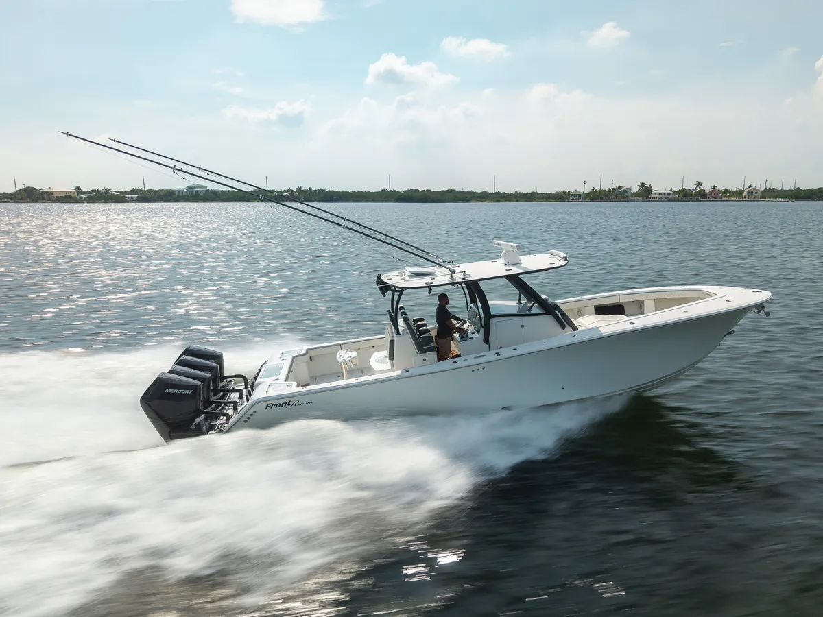2023 Front Runner 39 CC