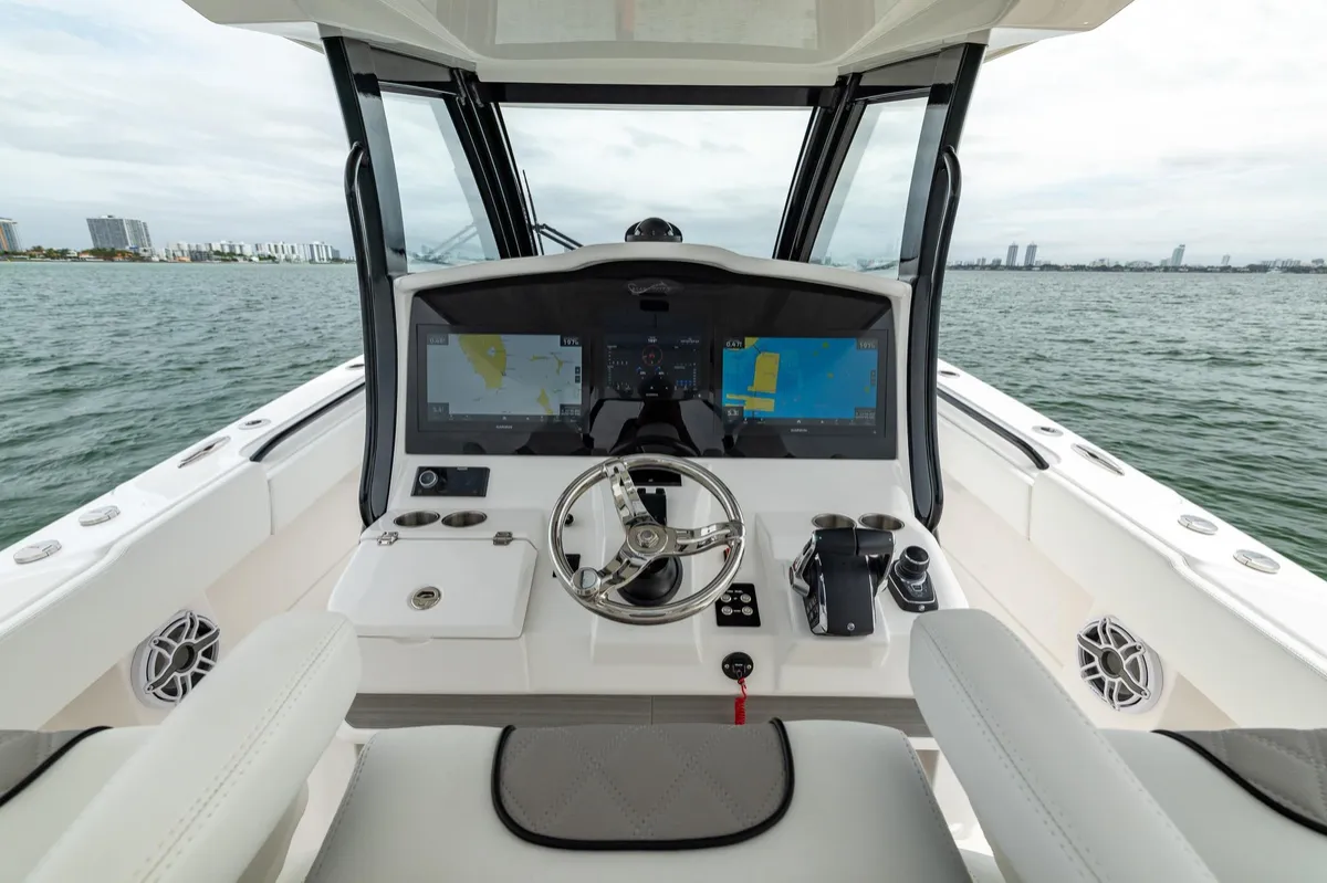 Blackwater 43 Luxury Fish