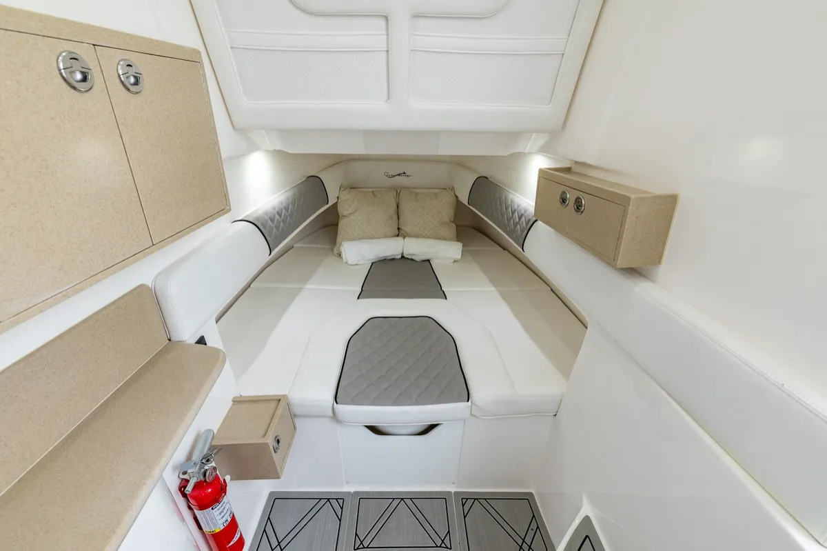 Blackwater 43 Luxury Fish