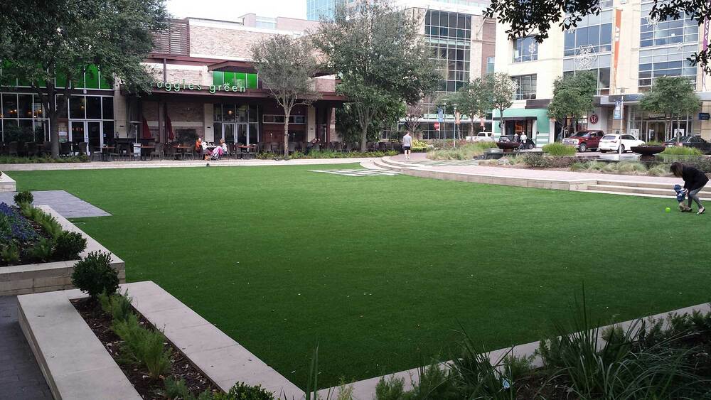  Commercial Turf