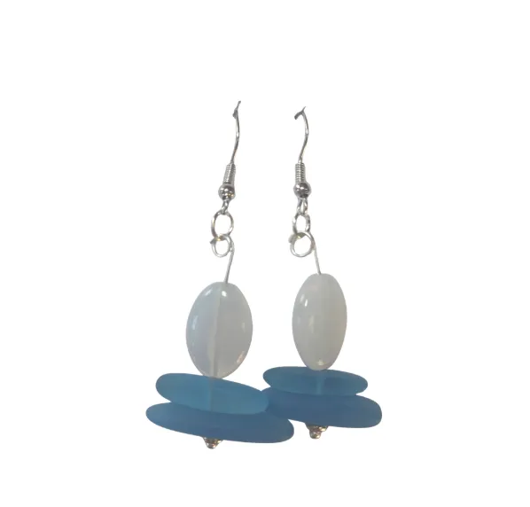 Pair of elegant earrings from Aurora Jewelry