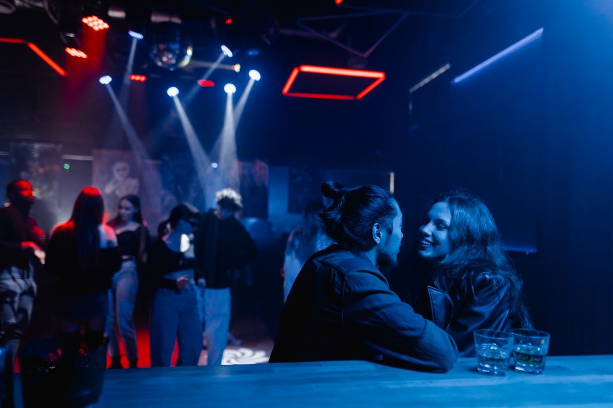 Why Pickup Artist Tactics Don’t Create Real Connection