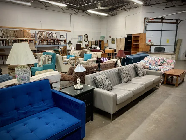 Donation pickup and drop-off service in Wilmington DE