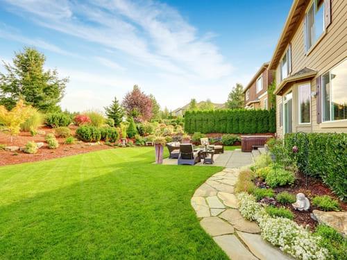 Tukwila Lawn Edging