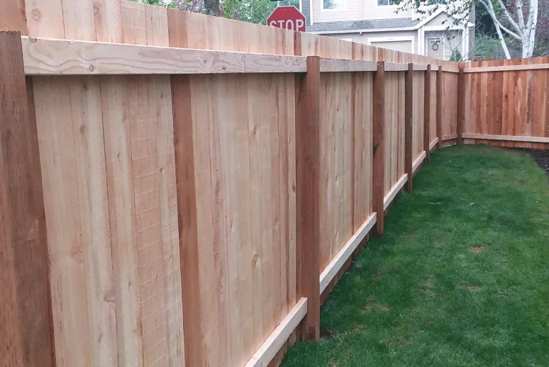 cedar fence and wooden fence installation contractor in Cedar Rapids Iowa