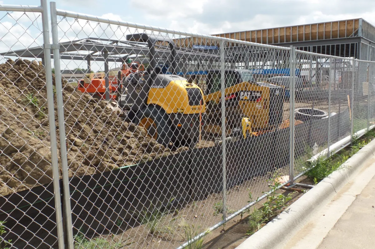 cedar rapids temporary fence contractors