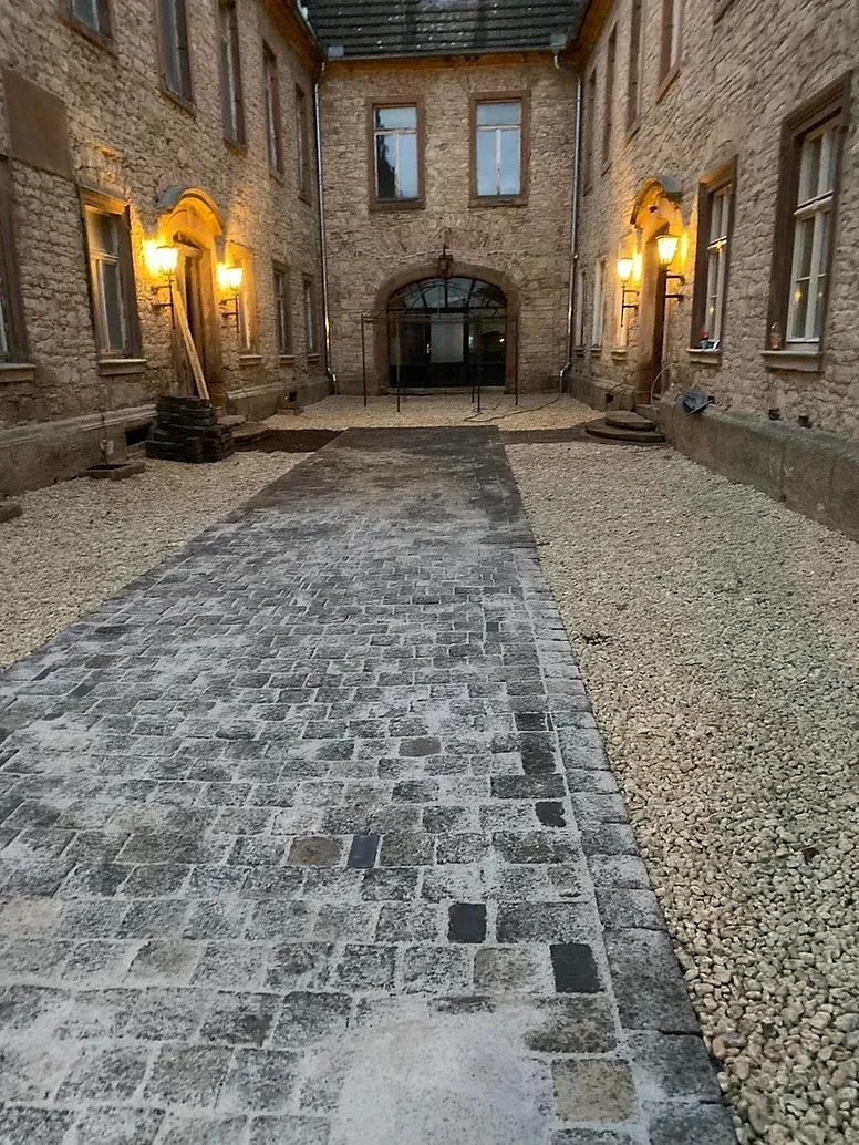 Detailaufnahme der Architektur im Schloss Gleina