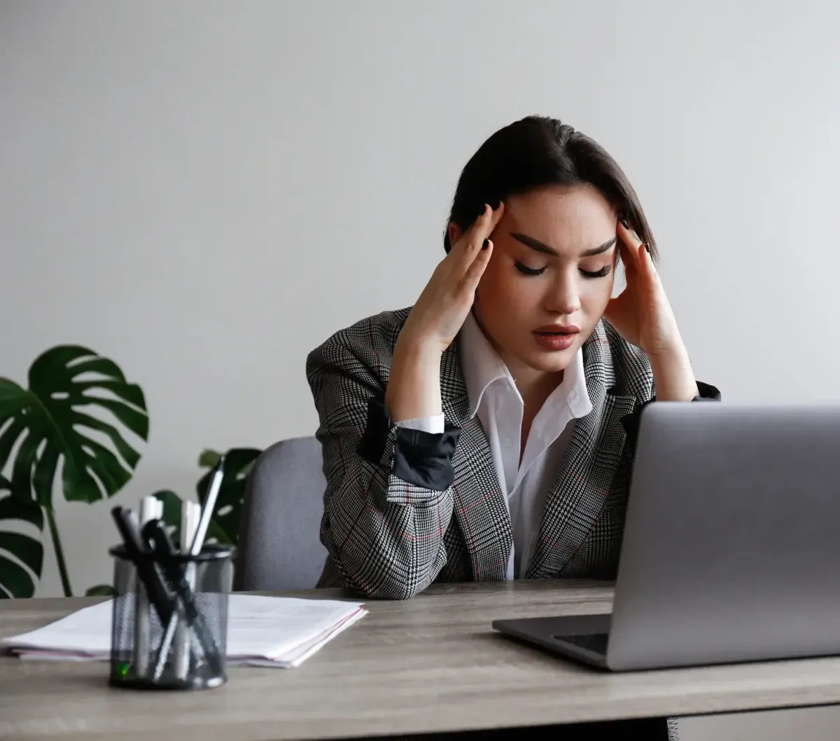 A stress woman over work