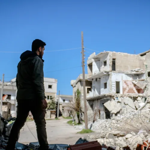 black laptop computer on table