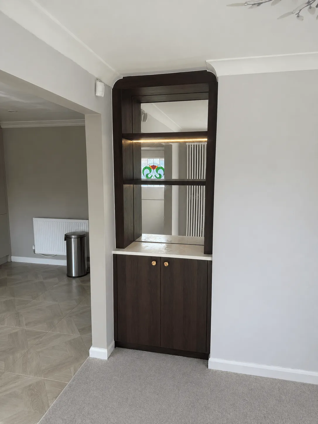 Fitted alcove unit joinery detail
