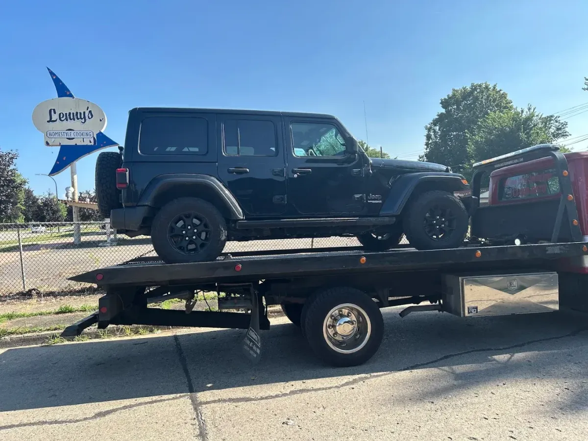 24 hour towing Dearborn Heights