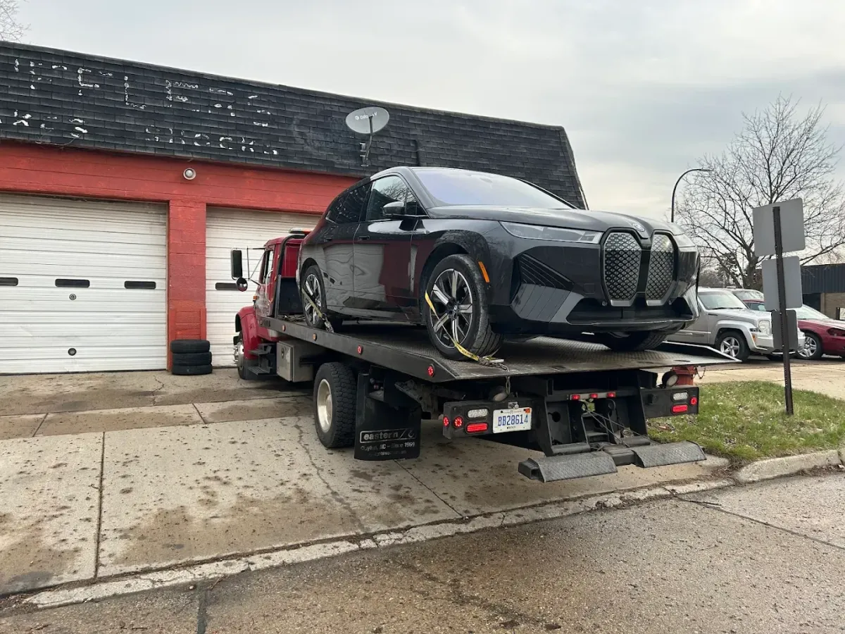 Emergency Towing Dearborn Heights