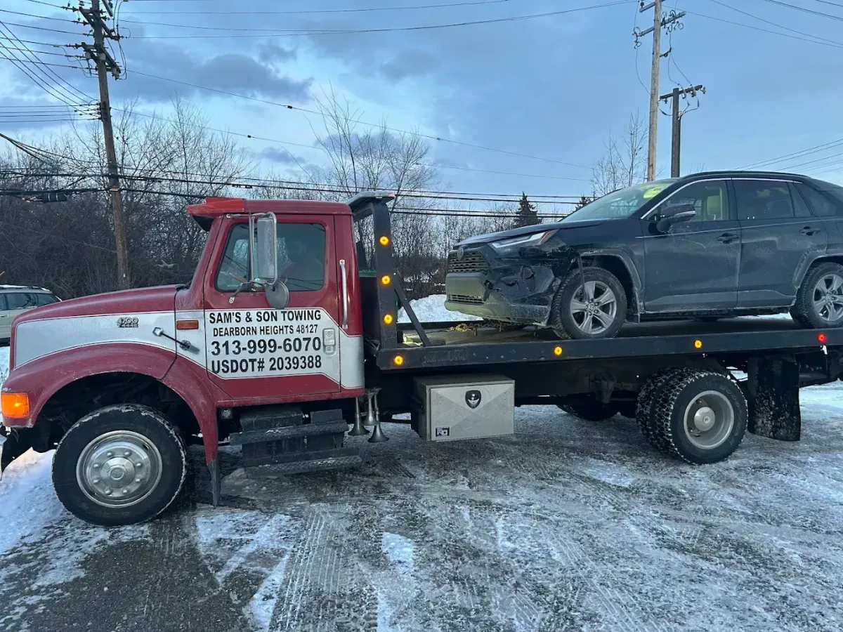 Dearborn Heights Emergency Towing
