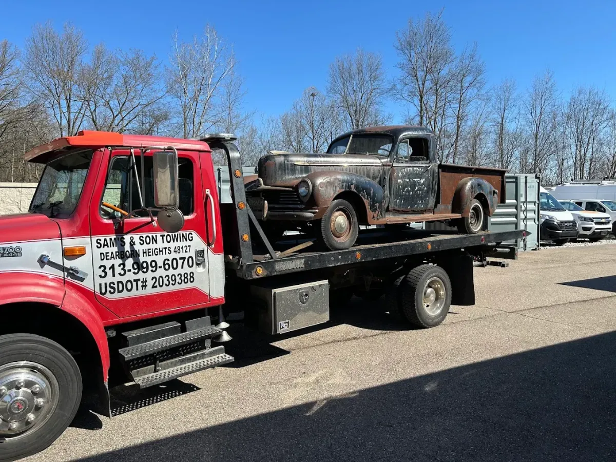 24 hour towing Dearborn Heights