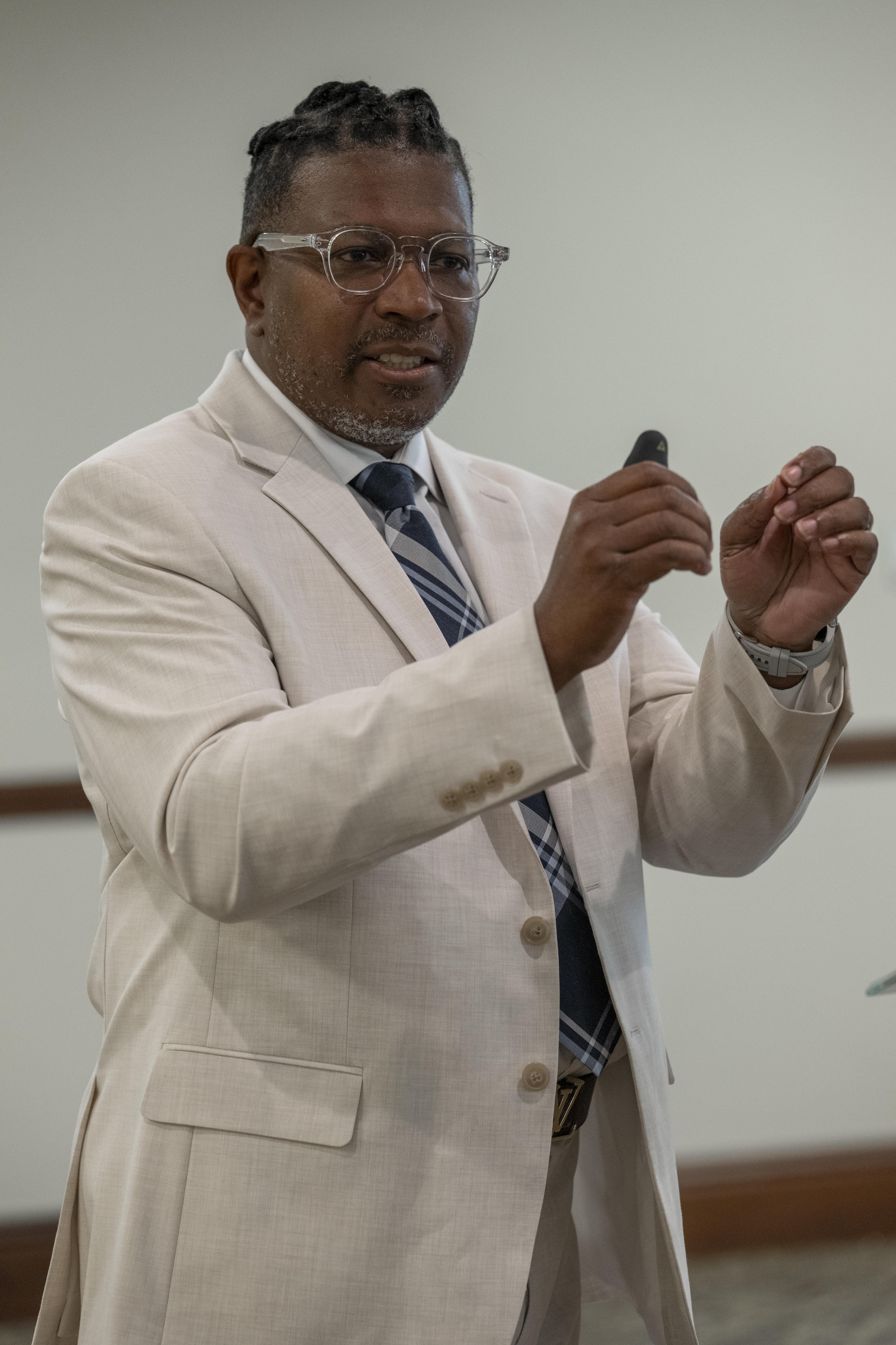 Dr. Roscoe Shields, Jr. - Founder and Pastoral Leadership Mentor