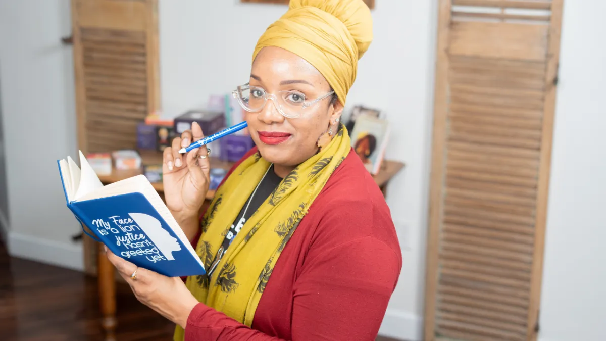 Book Milk and Honey on table