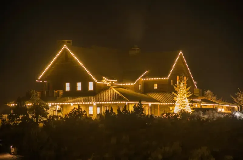 Commercial Holiday Lights Installation