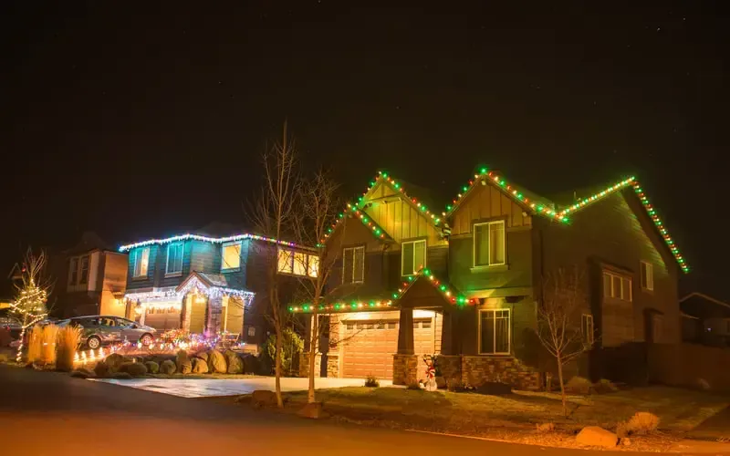 Commercial Holiday Lights Installation