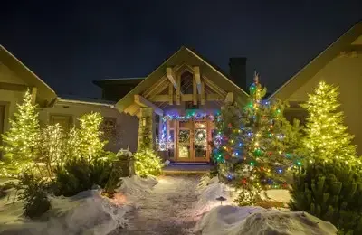 Commercial Holiday Lights Installation