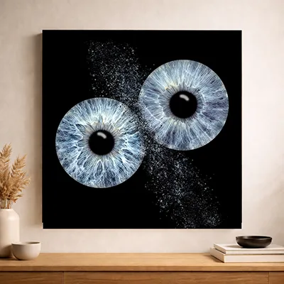 Digitale Iris-Datei auf Smartphone und Laptop angezeigt