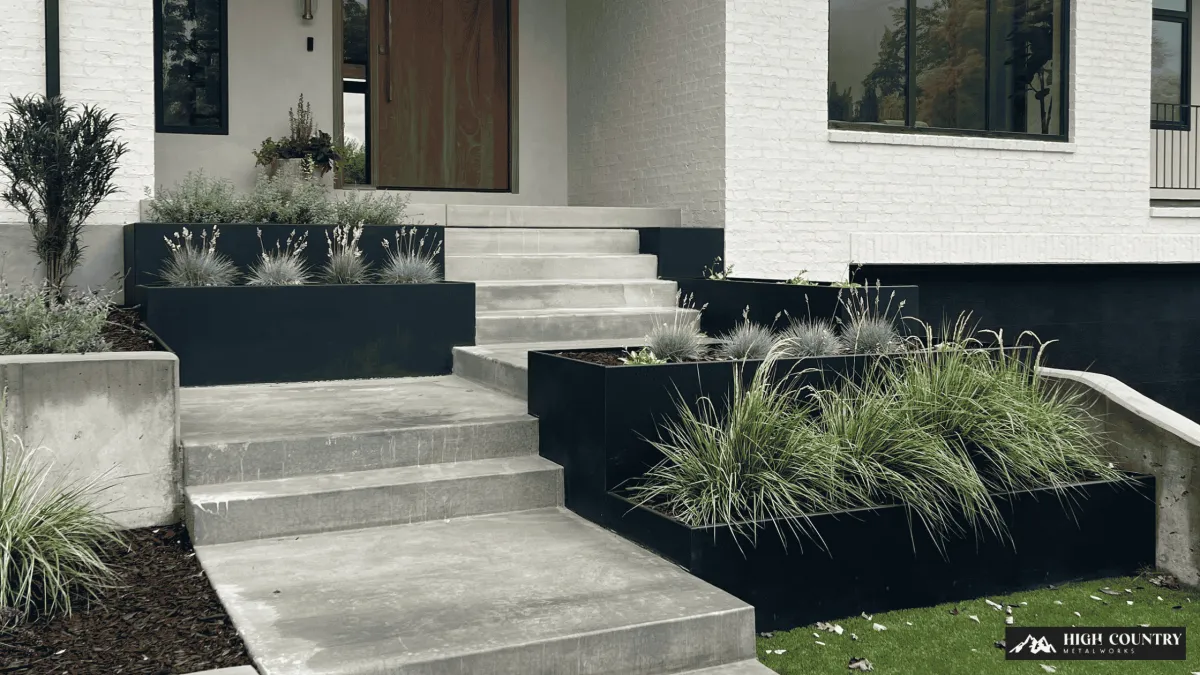 Raised Garden Beds and Planter Boxes Key Differences Explained
