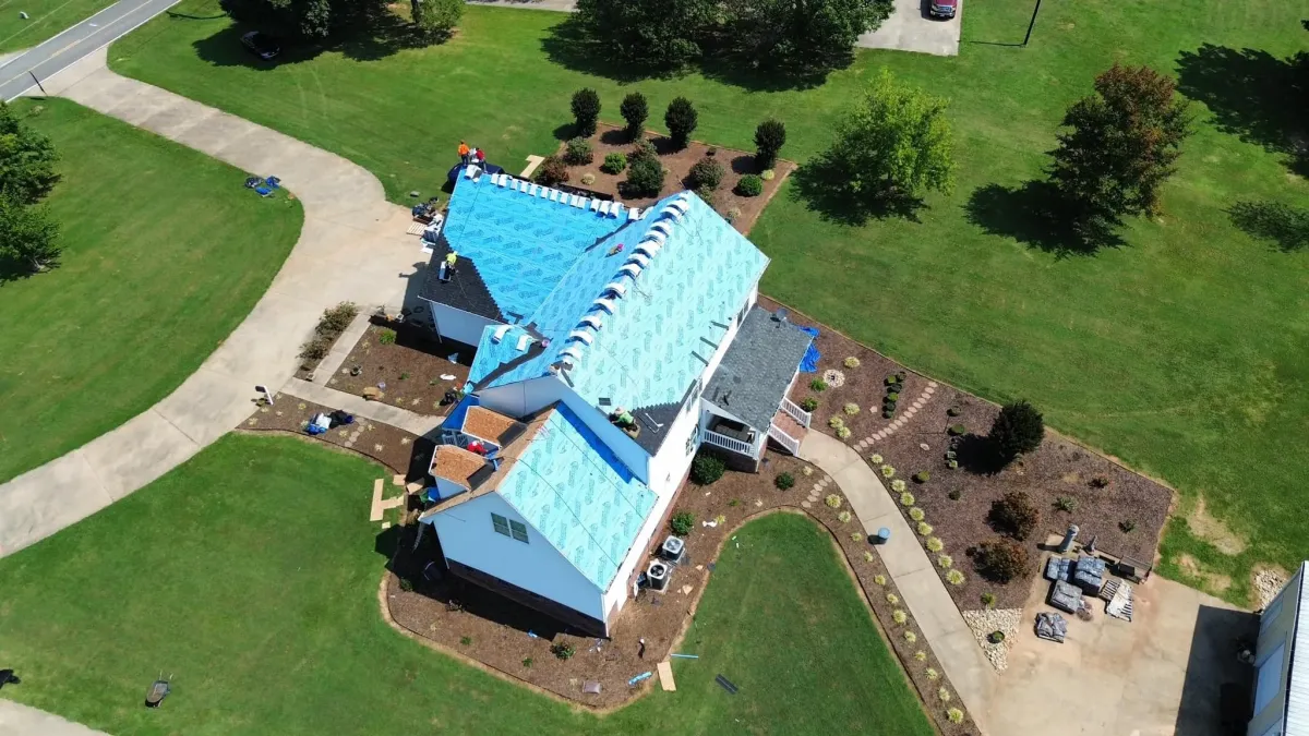 roofing contractor Huntersville