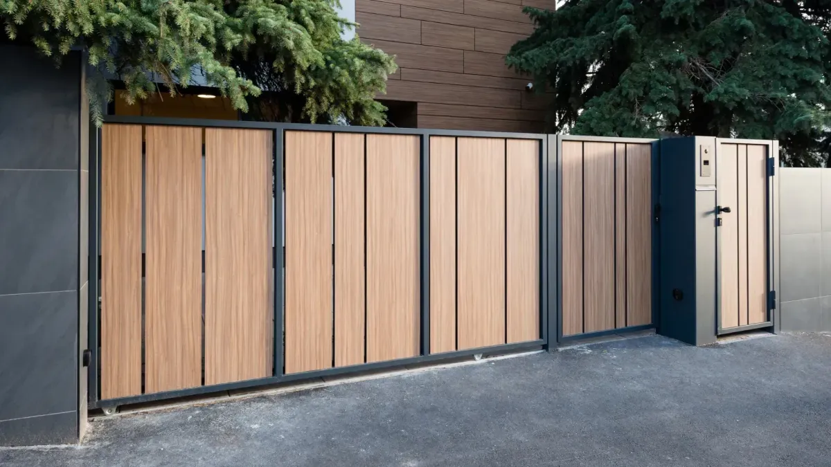 Review Vinyl Fence