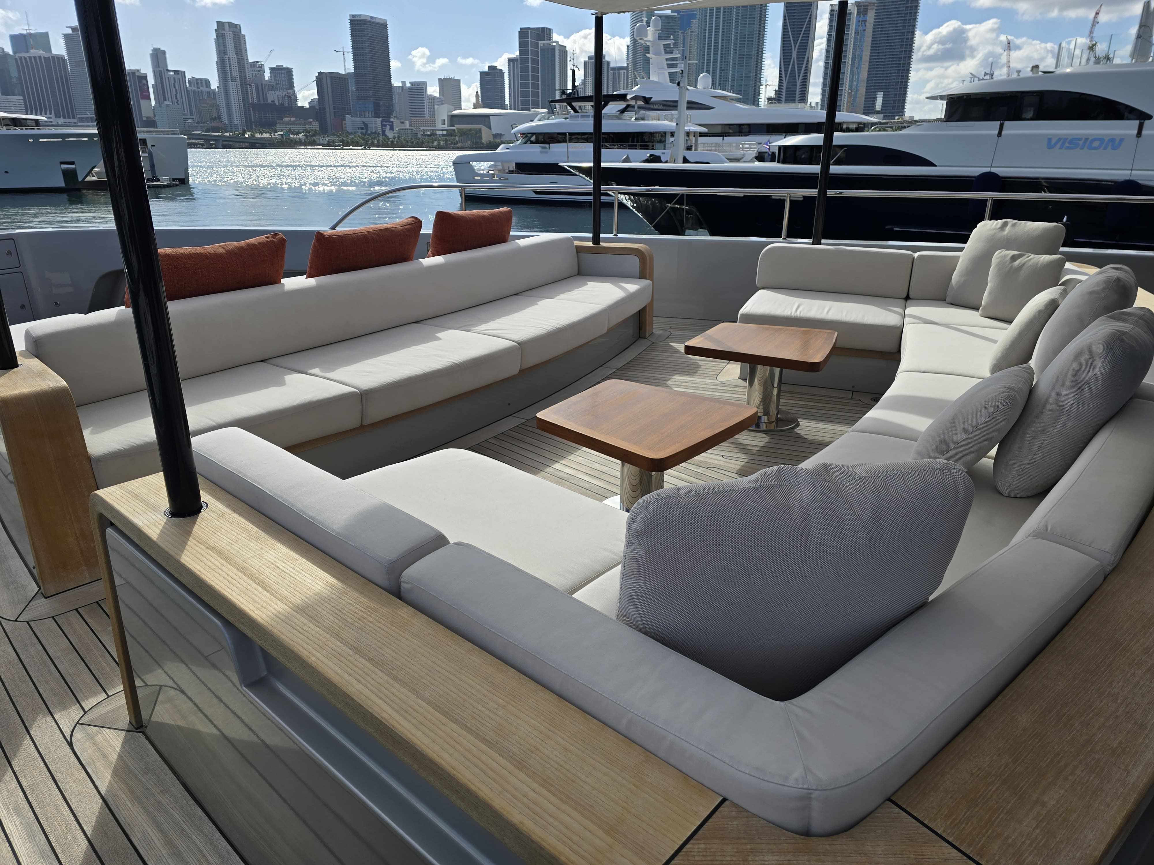 {{ custom_values.service_1 }} in {{custom_values.biz_area_1})