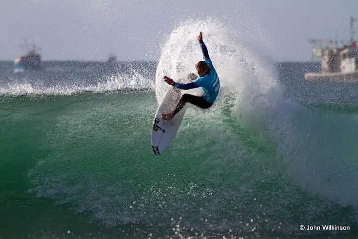 Hi-performance surf-coaching from Dean Geraghty
