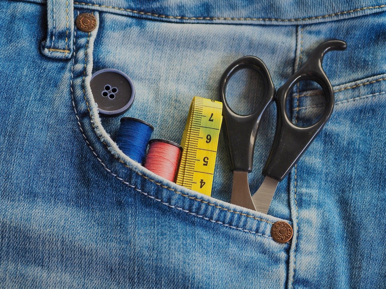 Basic contractor tools covered by inland marine insurance for equipment protection