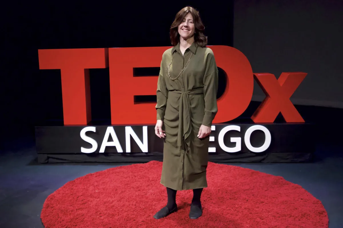 Rochel Smoller Kidney Donor Advoate TEDx Talk 