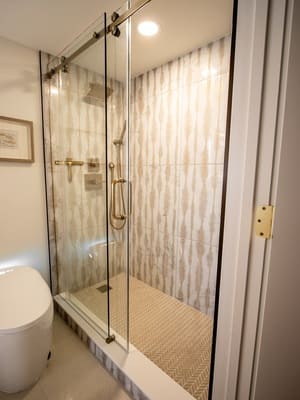 {{ custom_values.service_1 }} in {{custom_values.area_5})